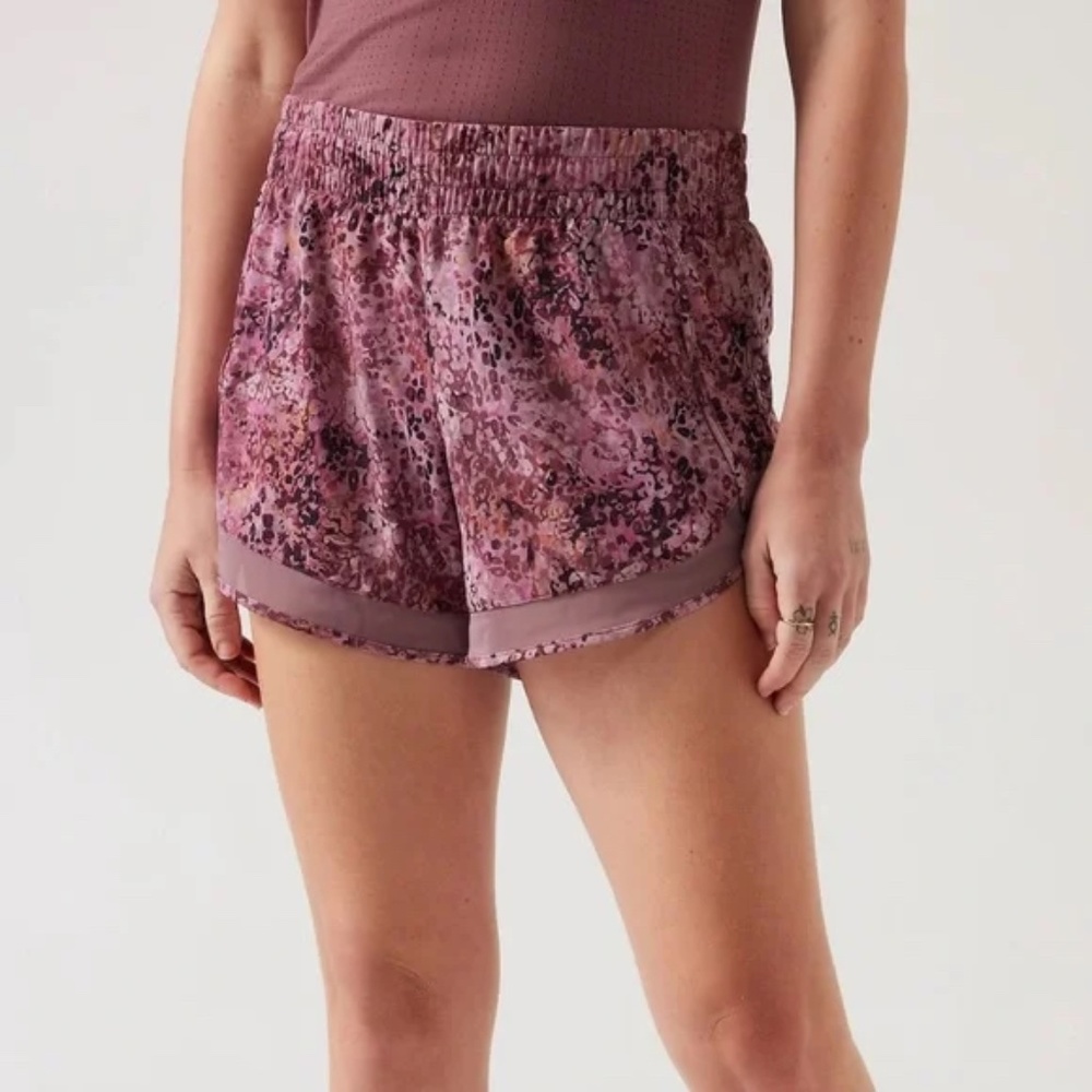 Athleta Printed Mesh Racer Run Shorts XS NWT